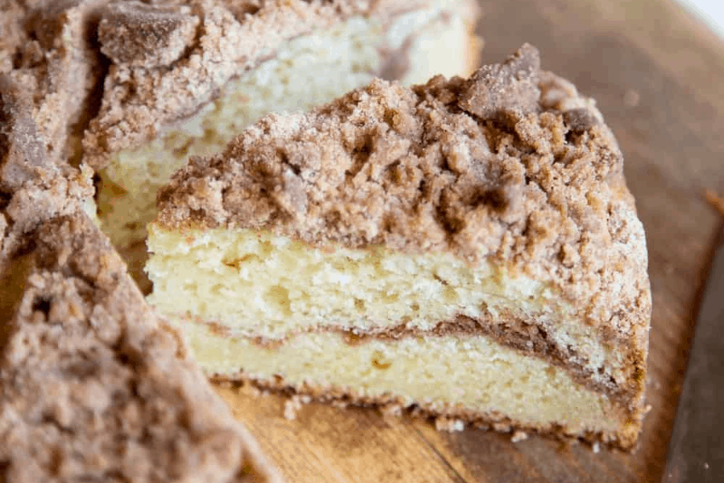 An Easy Cinnamon Coffee Cake Recipe