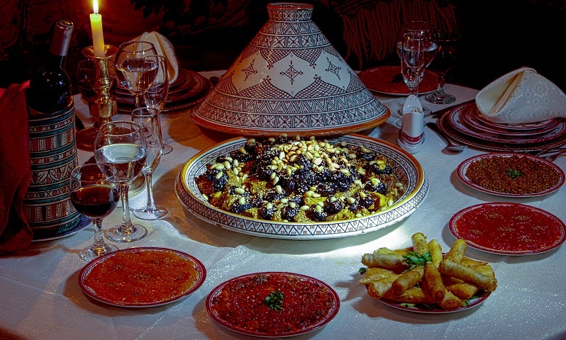 Exclusive selection of top restaurants and best places to eat good Moroccan traditional dishes in both Marrakech & Agafay Desert