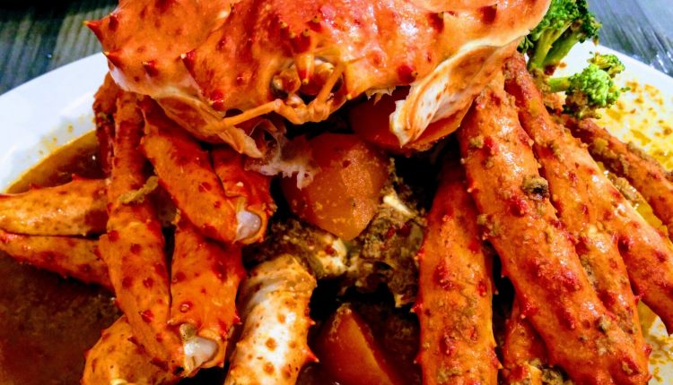 Should You Get King Crab or Snow Crab for Your Next Party?