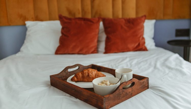 How to Set Your Bed-and-Breakfast Apart: 5 Tips